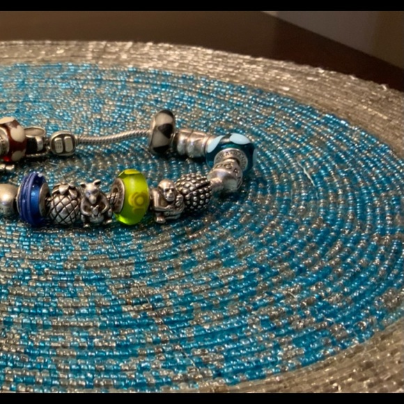 7” Sterling Pandora ﻿Bracelet-17 charms & 1 spacer - Picture 5 of 8